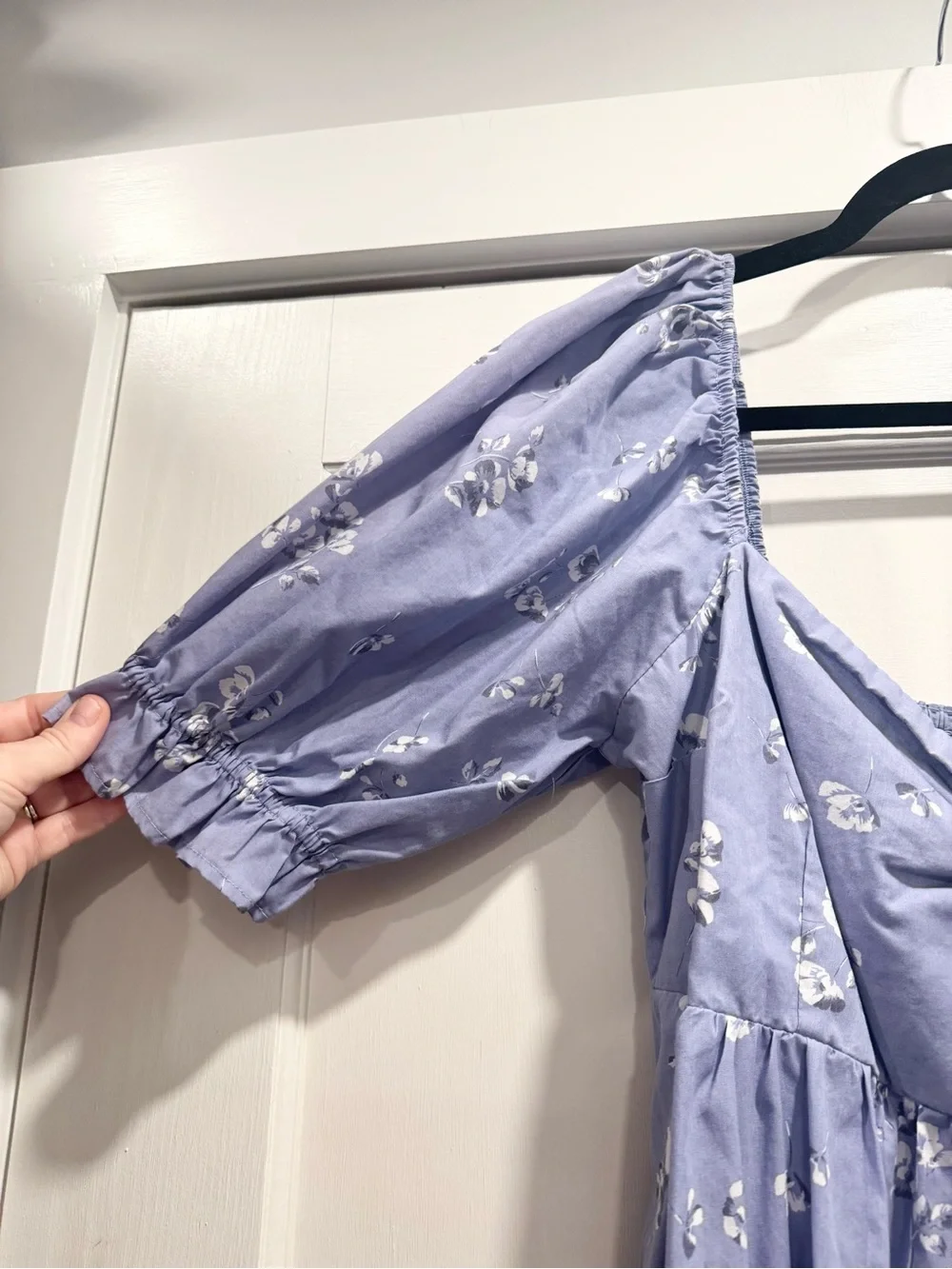 Abercrombie Emerson Maxi Dress Smocked Large Periwinkle Floral Cottagecore Boho